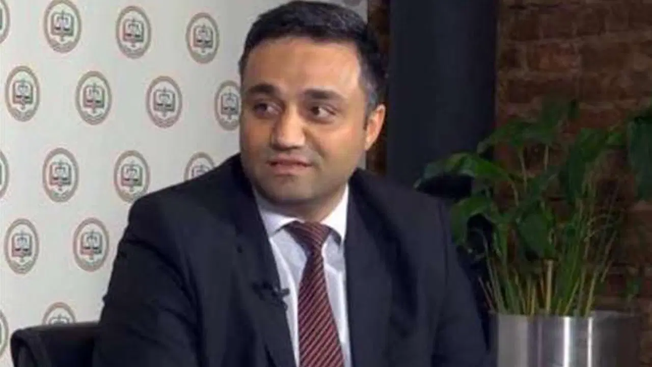 bayrampasa belediyesine operasyon baskan yardimcisi ve once ilke cagdas avukatlar grubu uyesi avukat atilla ozen de gozaltinda tEdhDewi