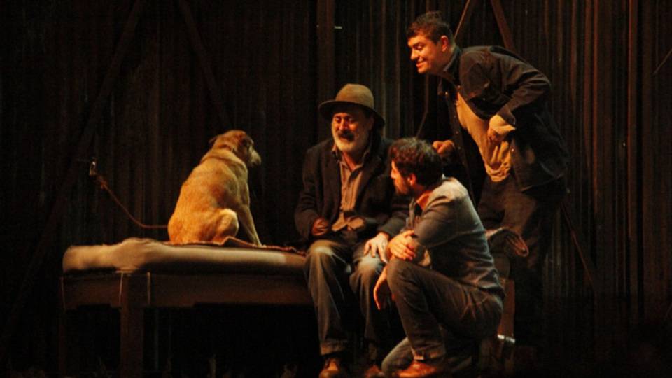 fareler ve insanlar adli tiyatro oyunu fisekhanede sahnelendi jRaxvxun.jpeg