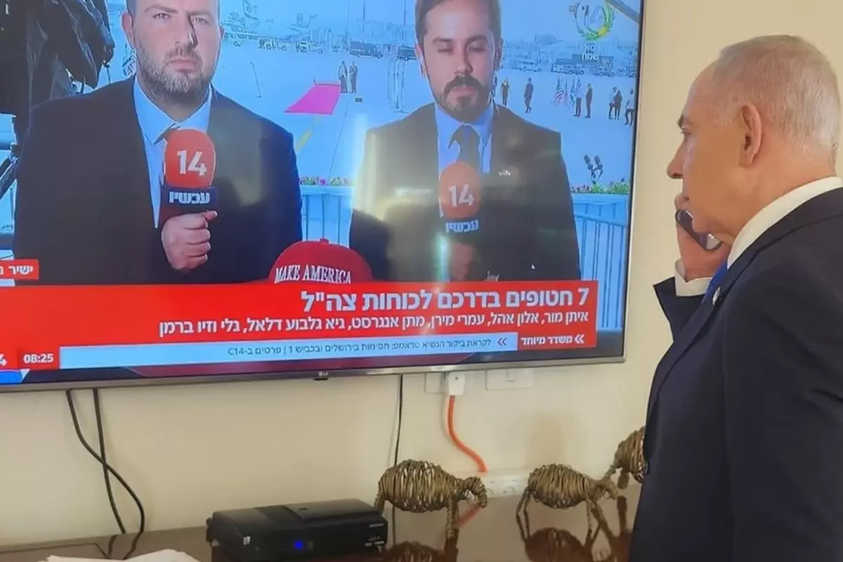 gazzede tarihi goruntuler hamas 2 grup rehineleri teslim etti PIl5QYnU.jpg