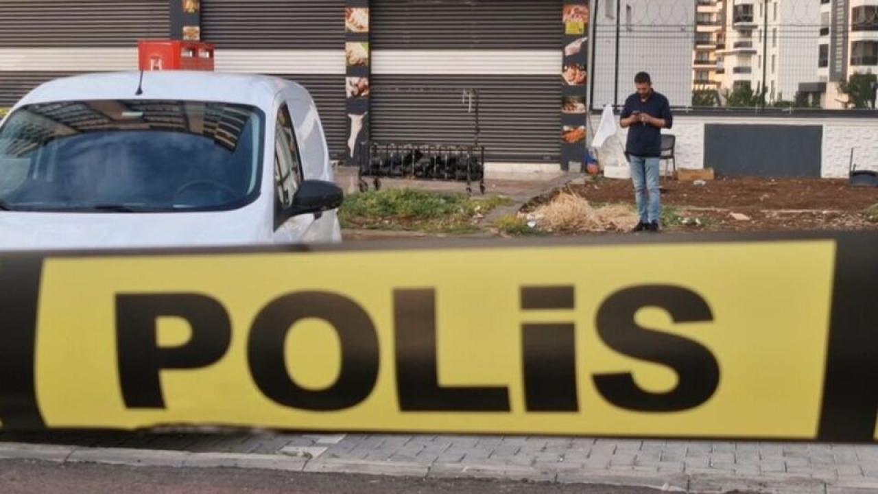 kasap dukkaninda katliam 2 olu 2 yarali TJ7v8NQ8.jpg