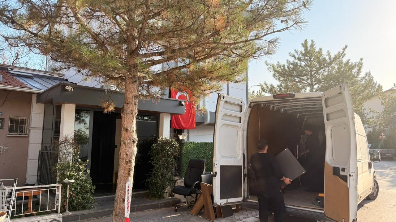 kemal kilicdaroglu ofisini bosaltti 9seB1Dnk.jpg