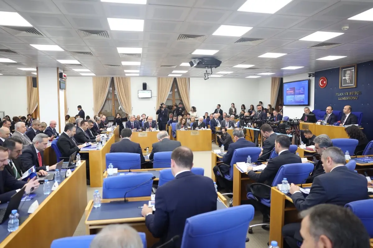 turkiye ekonomisi 20 ceyrektir buyuyor n22CABLF.jpg