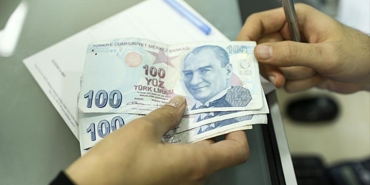 En düşük emekli maaşının 16 bin 881 TL’ye yükseltilmesini içeren kanun teklifi kabul edildi – Politika Haber