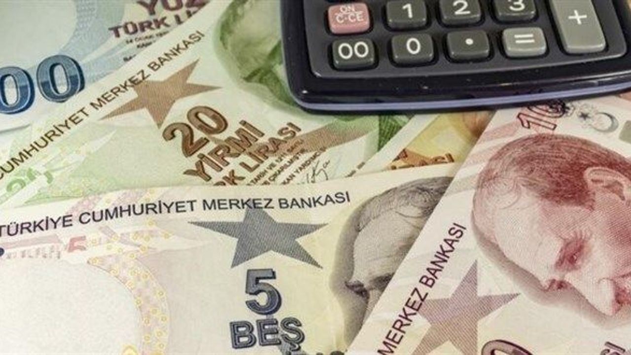 Memur Maaş Artışı İlk İki Ayda Enflasyona Yenildi